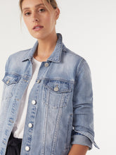 Load image into Gallery viewer, The Essential Denim Jacket
