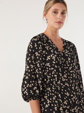 Load image into Gallery viewer, The Washed Satin Print Dress
