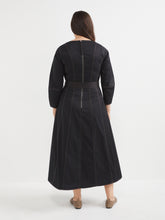 Load image into Gallery viewer, The Seamed Stretch Cotton Dress
