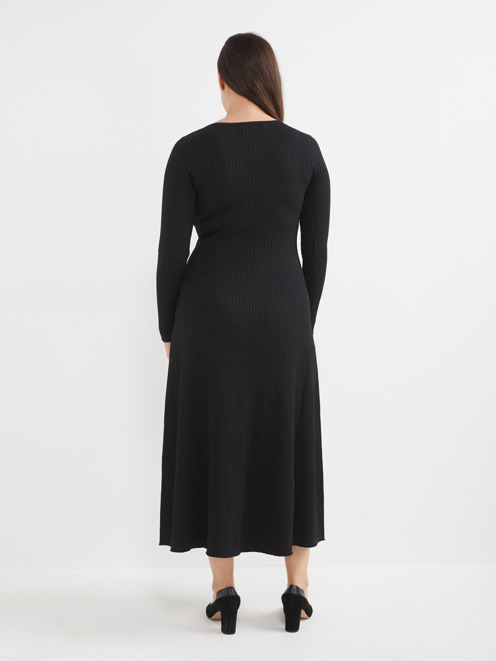 The V-Neck Rib Maxi Dress