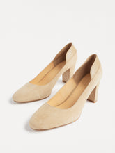 Load image into Gallery viewer, The Meredith Pump
