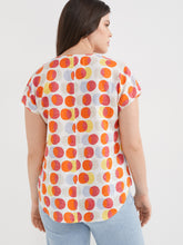 Load image into Gallery viewer, The Linen V-Neck Print Top
