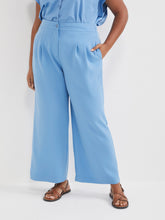Load image into Gallery viewer, The Soft Crepe Trouser
