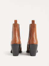 Load image into Gallery viewer, The Milton Boot
