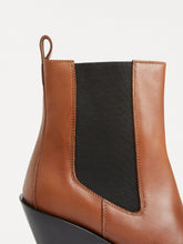 Load image into Gallery viewer, The Milton Boot

