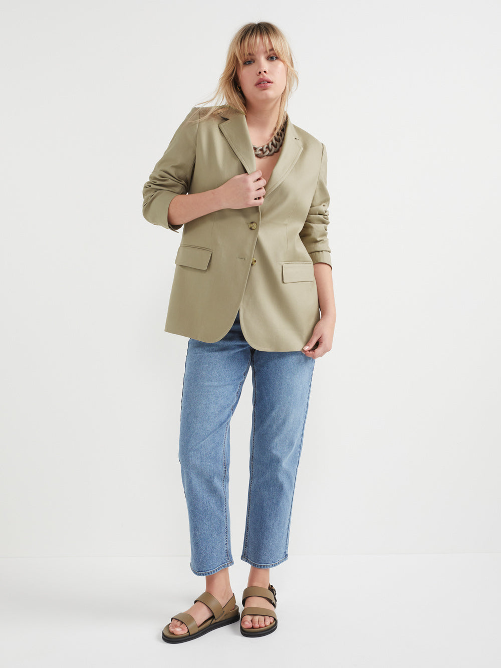 The Stretch Linen Blazer