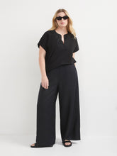 Load image into Gallery viewer, The Flat Front Linen Pant
