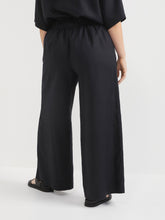 Load image into Gallery viewer, The Flat Front Linen Pant
