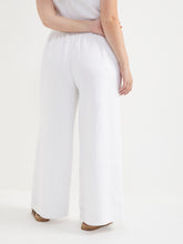 Load image into Gallery viewer, The Flat Front Linen Pant
