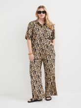 Load image into Gallery viewer, The Linen Print Shirt
