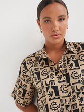 Load image into Gallery viewer, The Linen Print Shirt
