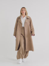 Load and play video in Gallery viewer, The Linen Blend Statement Trench
